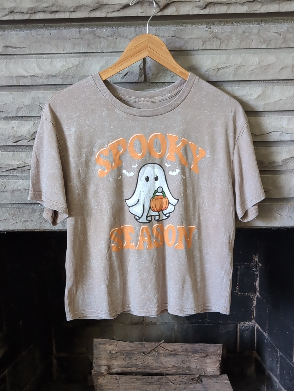 Rebellious One Tan Spooky Season Halloween Graphic Tee Size Large
